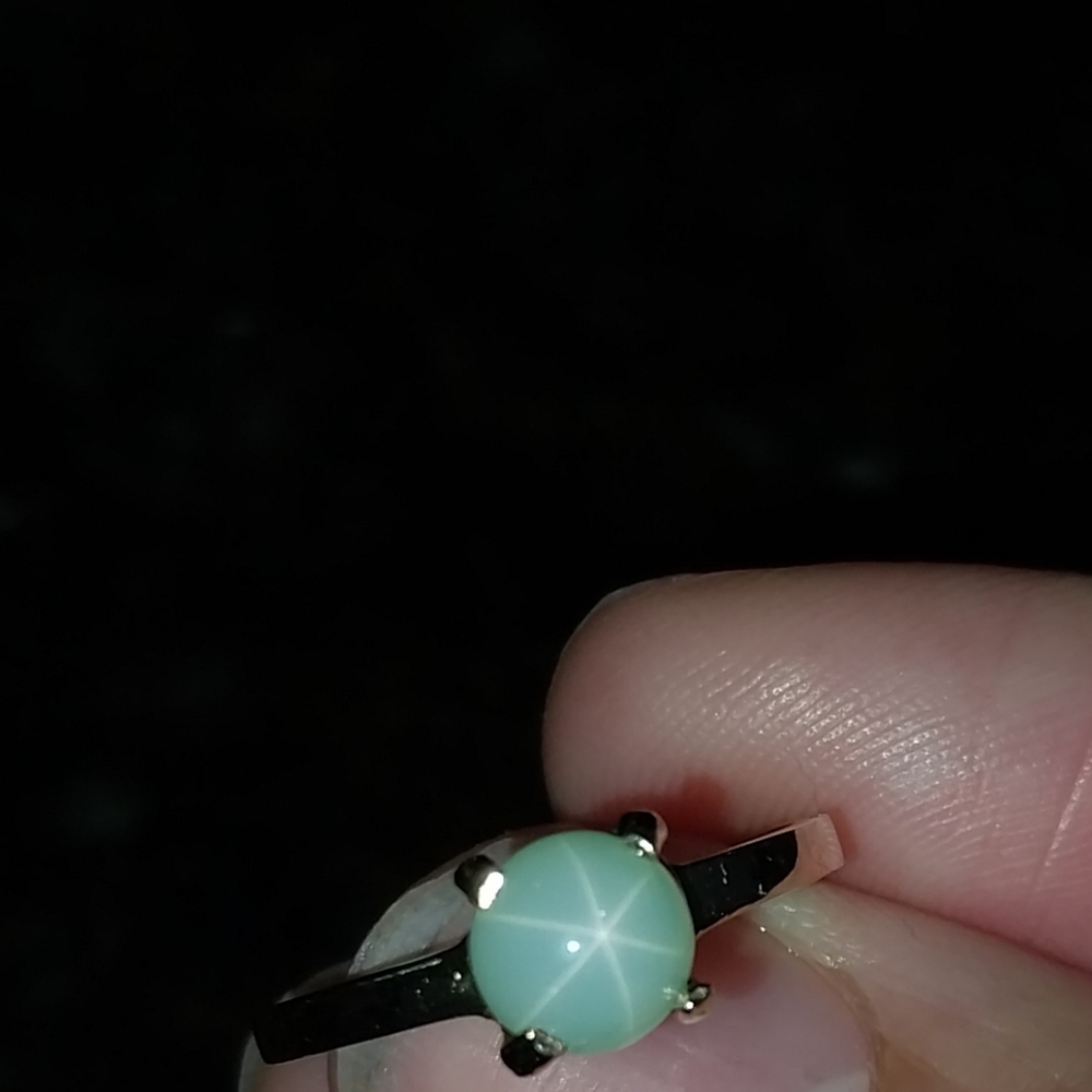 10k Green Star Sapphire Ring